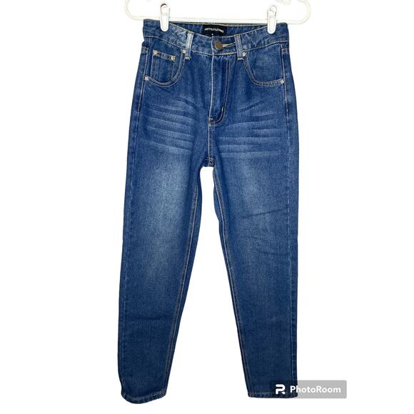 PrettyLittleThing Cheeky Ripped Mom High Waisted Straight Blue Jeans Size 6 - Picture 1 of 6